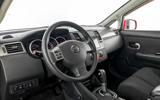 Nissan Tiida 1.60 Автоматическая, фото №1