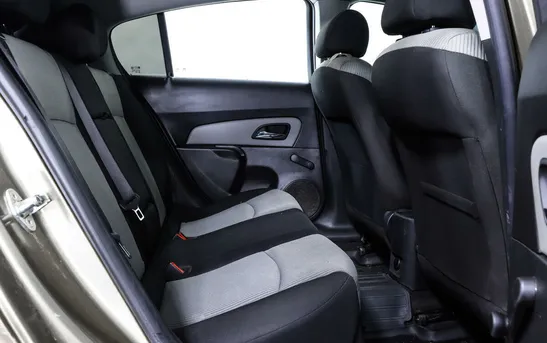 Chevrolet Cruze 1.60 Автоматическая, фото №1