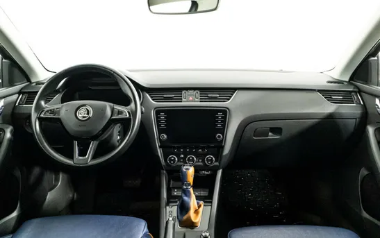 Skoda Octavia 1.40 Робот, фото №1