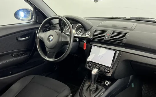 BMW 1 серии 2.00 Автоматическая, фото №1