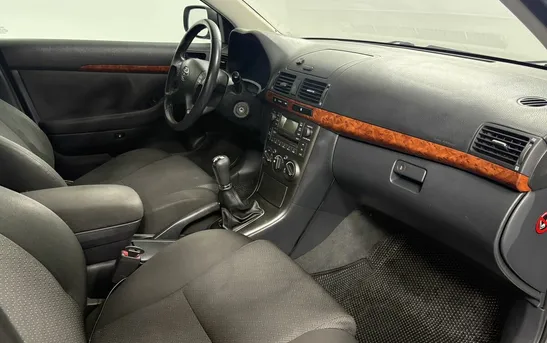 Toyota Avensis 1.80 Механика, фото №1
