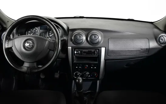 Nissan Almera 1.60 Механика, фото №1