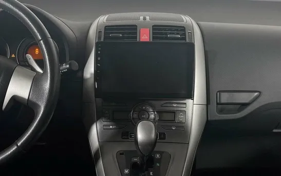 Toyota Auris 1.60 Робот, фото №1