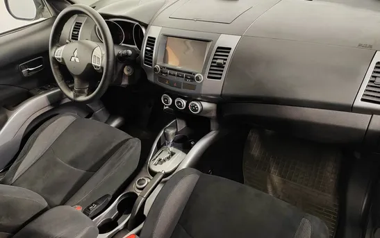 Mitsubishi Outlander 2.40 Механика, фото №1