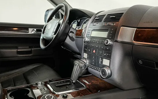 Volkswagen Touareg 3.00 Автоматическая, фото №1