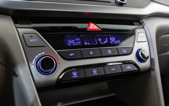 Hyundai Elantra 2.00 Автоматическая, фото №1