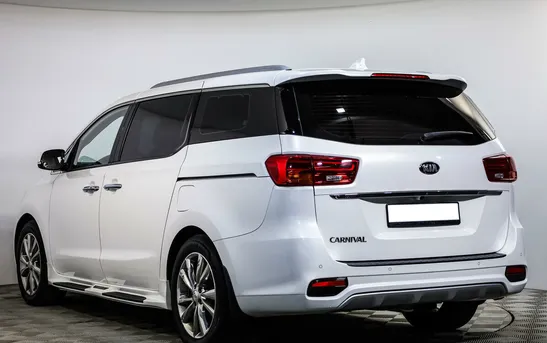 Kia Carnival 2.20 Автоматическая, фото №1
