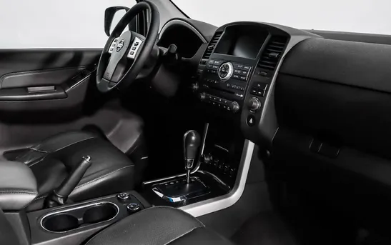 Nissan Pathfinder 3.00 Автоматическая, фото №1