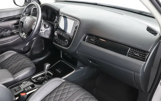 Mitsubishi Outlander 2.40 Вариатор, фото №1