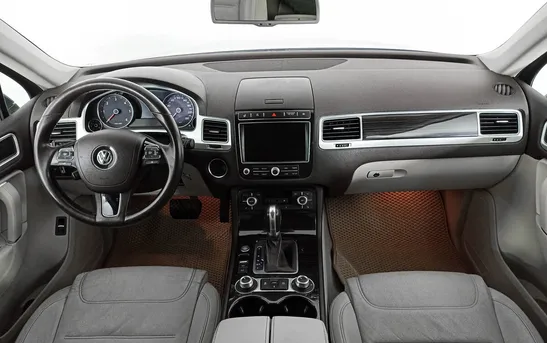 Volkswagen Touareg 3.00 Автоматическая, фото №1