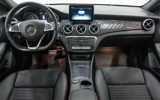 Mercedes-Benz CLA 2.00 Робот, фото №1