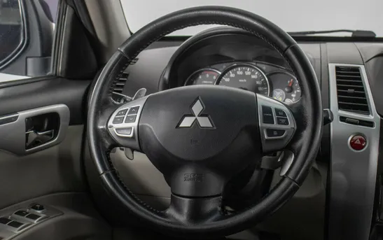 Mitsubishi Pajero Sport 2.50 Автоматическая, фото №1