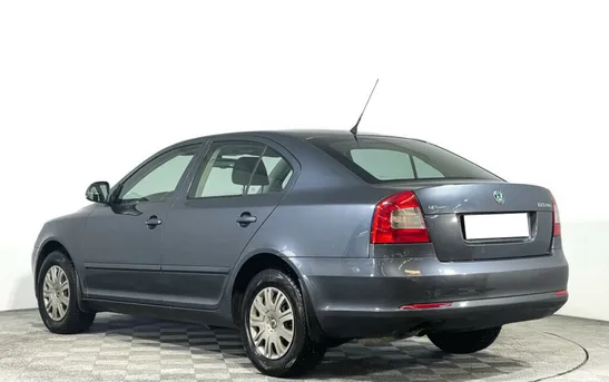 Skoda Octavia 1.60 Автоматическая, фото №1