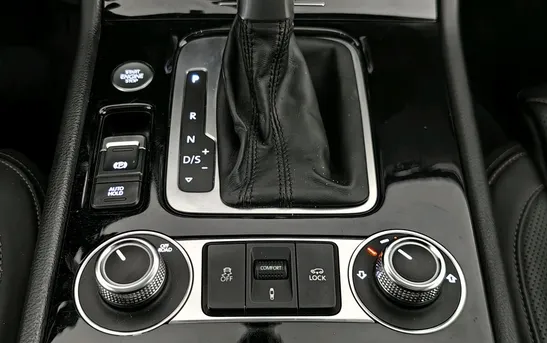 Volkswagen Touareg 3.00 Автоматическая, фото №1