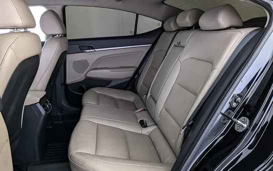 Hyundai Elantra 2.00 Автоматическая, фото №1