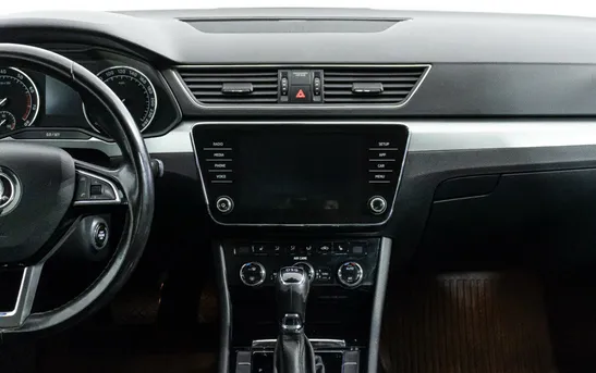 Skoda Superb 1.80 Робот, фото №1