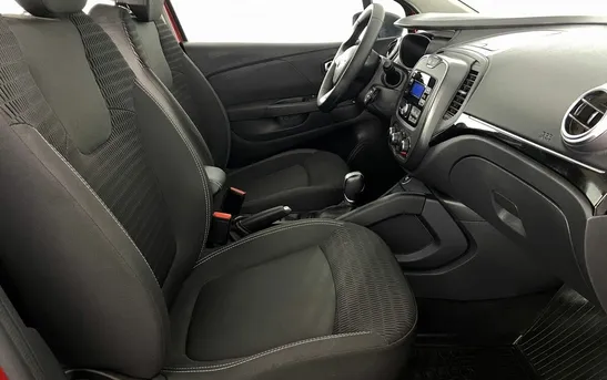 Renault Kaptur 1.60 Вариатор, фото №1
