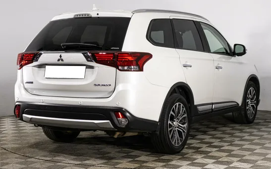 Mitsubishi Outlander 2.40 Вариатор, фото №1