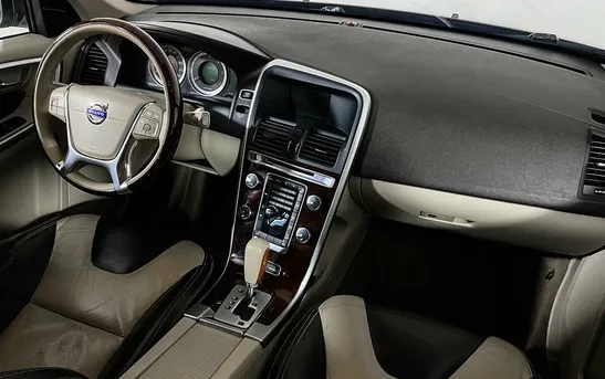 Volvo XC60 2.40 Автоматическая, фото №1