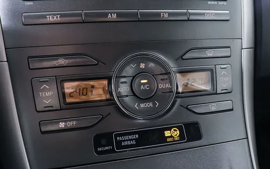 Toyota Auris 1.60 Робот, фото №1