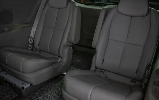 Kia Carnival 2.20 Автоматическая, фото №1