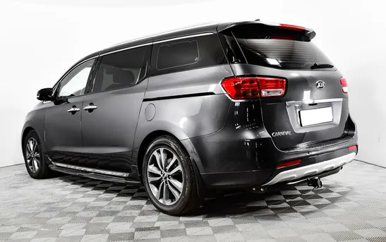 Kia Carnival 2.20 Автоматическая, фото №1