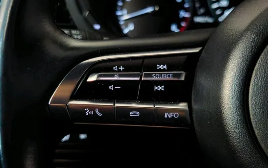 Mazda 3 1.50 Автоматическая, фото №1