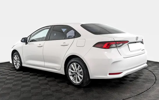 Toyota Corolla 1.20 Вариатор, фото №1