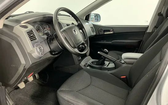 SsangYong Kyron 2.00 Механика, фото №1