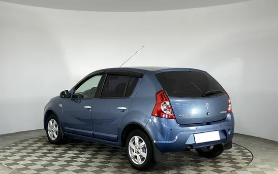 Renault Sandero 1.60 Механика, фото №1
