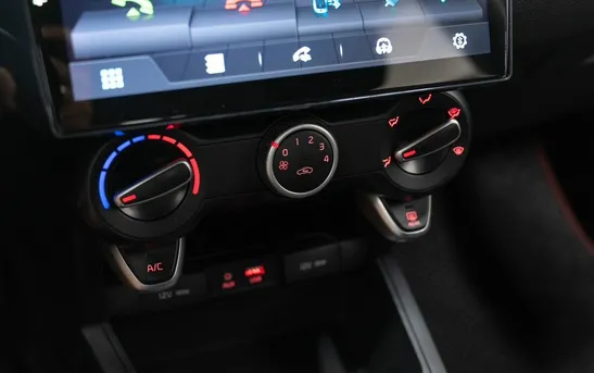 Kia Rio 1.60 Автоматическая, фото №1