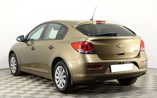 Chevrolet Cruze 1.60 Автоматическая, фото №1
