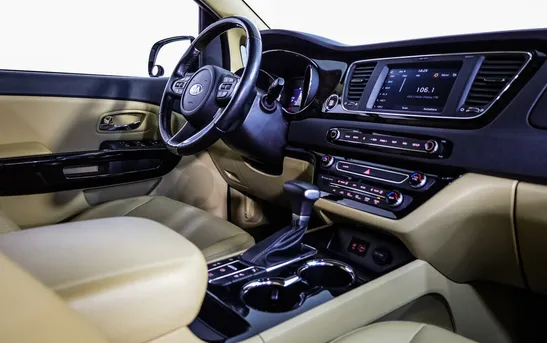 Kia Carnival 2.20 Автоматическая, фото №1