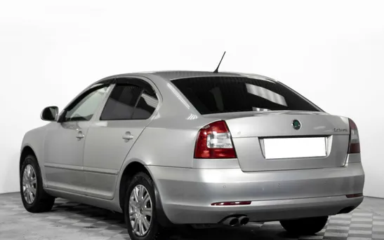 Skoda Octavia 1.40 Робот, фото №1