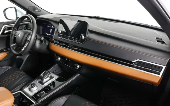 Mitsubishi Outlander 2.50 Вариатор, фото №1