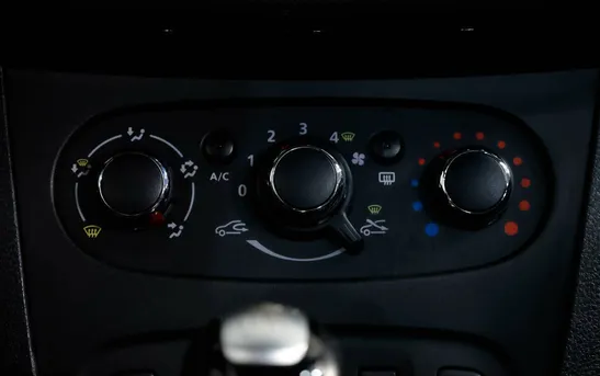 Renault Logan 1.60 Вариатор, фото №1