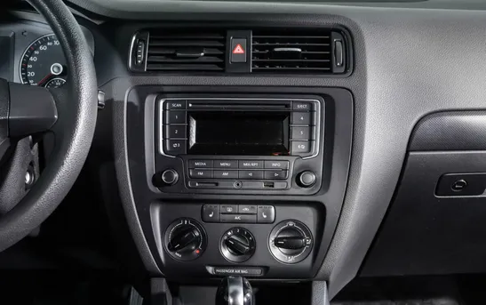 Volkswagen Jetta 1.60 Автоматическая, фото №1