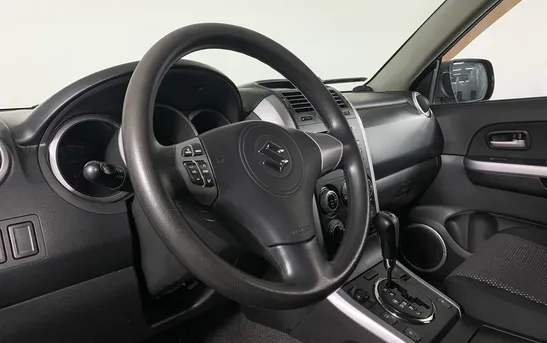 Suzuki Grand Vitara 2.00 Автоматическая, фото №1