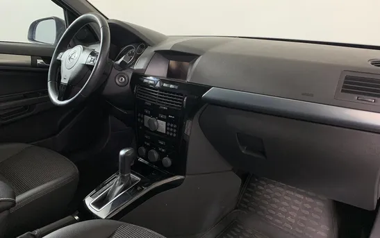 Opel Astra 1.80 Автоматическая, фото №1