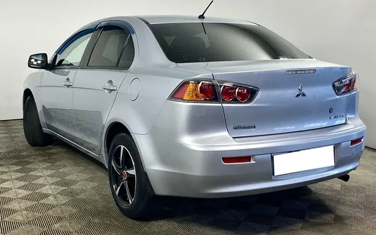 Mitsubishi Lancer 1.60 Автоматическая, фото №1