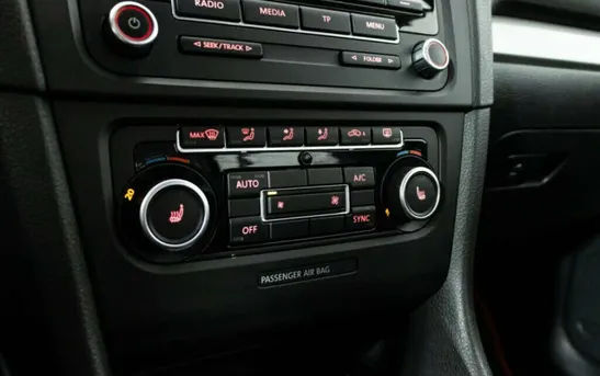 Volkswagen Golf 1.60 Робот, фото №1