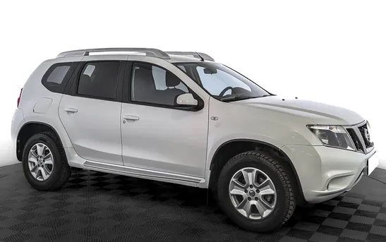 Nissan Terrano 2.00 Автоматическая, фото №1