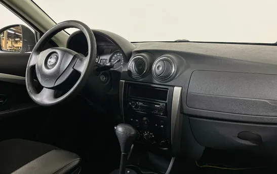 Nissan Almera 1.60 Автоматическая, фото №1