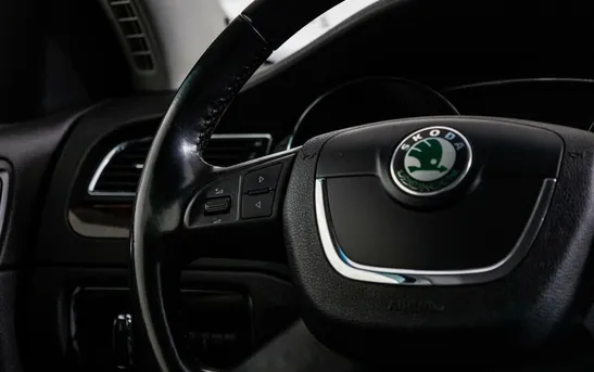 Skoda Superb 1.80 Робот, фото №1