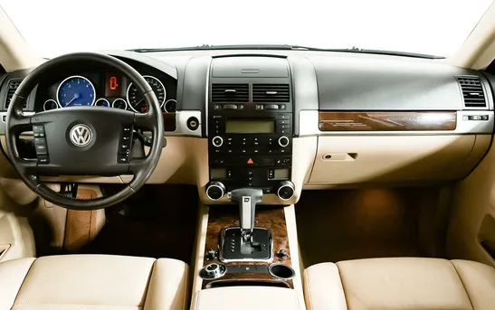 Volkswagen Touareg 3.00 Автоматическая, фото №1