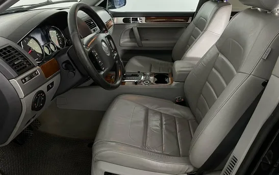 Volkswagen Touareg 3.00 Автоматическая, фото №1