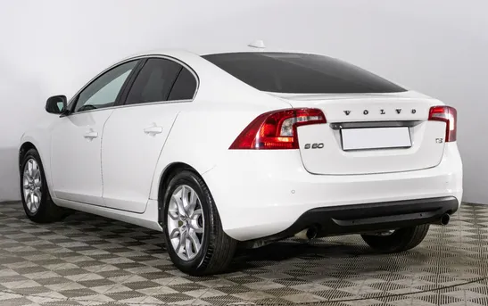 Volvo S60 1.60 Робот, фото №1