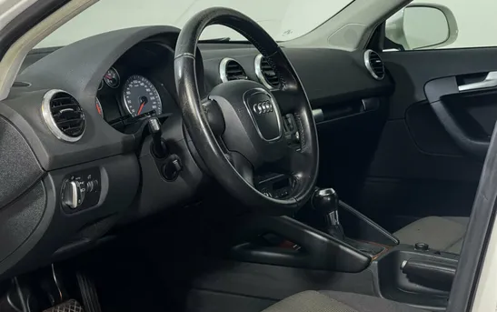 Audi A3 1.40 Робот, фото №1