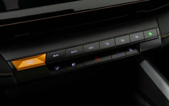 Changan UNI-V 1.50 Робот, фото №1