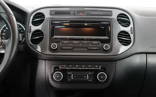 Volkswagen Tiguan 2.00 Автоматическая, фото №1